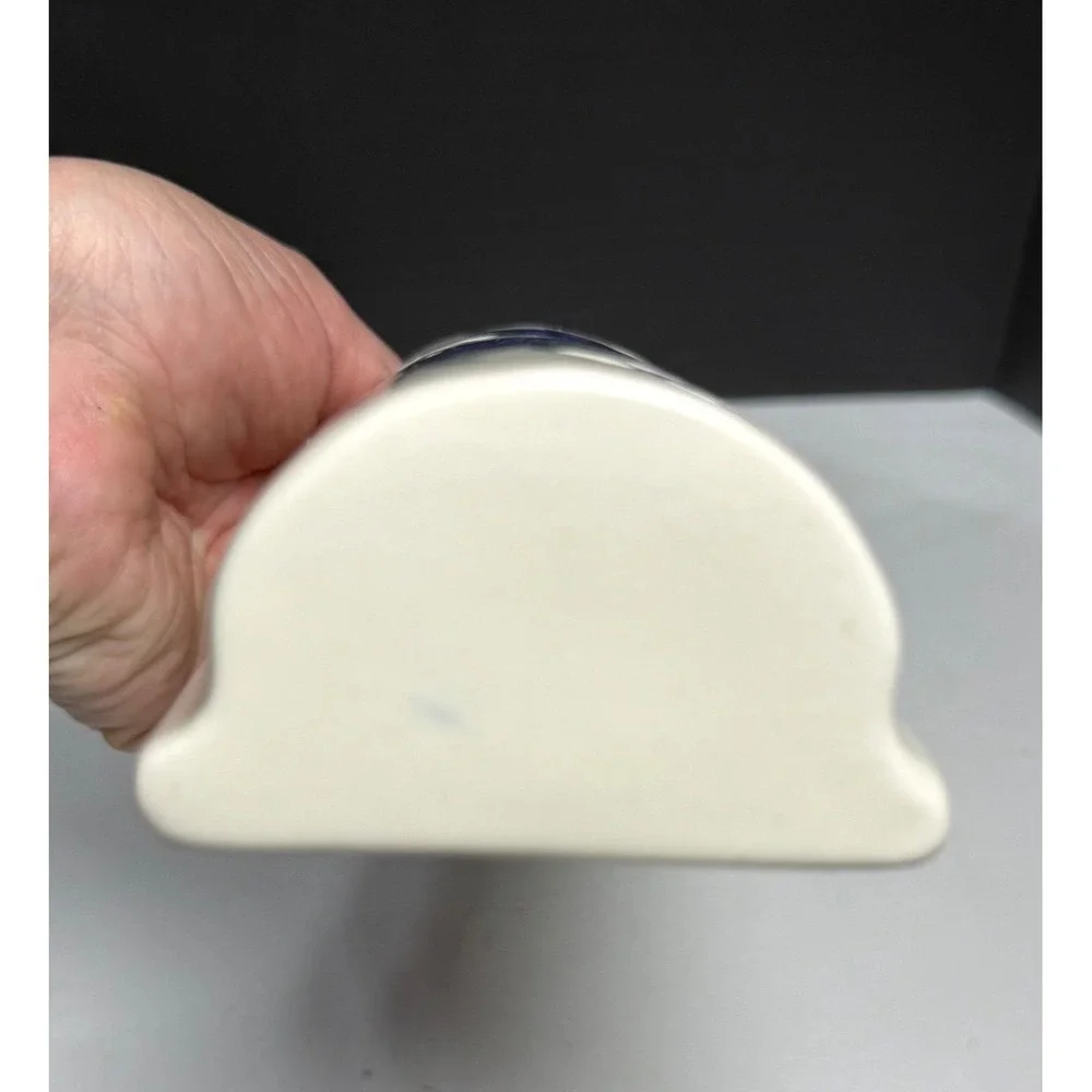 Vintage Ceramic Wall Pocket Vase Blue Floral Design Hanging Planter - Picture 7 of 7